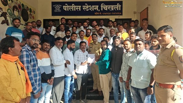 चिखलीत शिवरायांचा अवमान; शिवभक्त आक्रमक