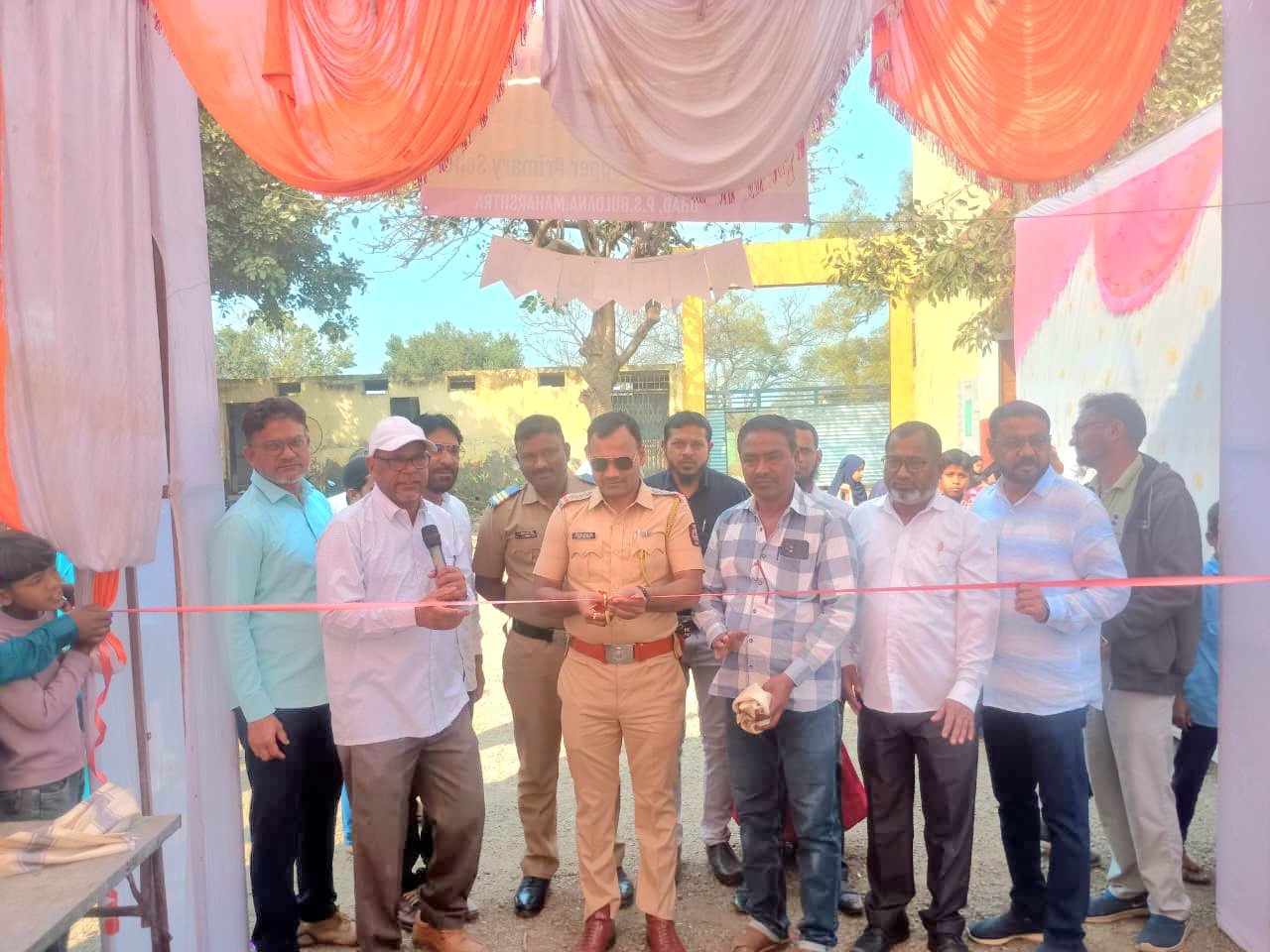 धाडच्या जि.प.उर्दू शाळेत ‘आनंद मेळावा’ उत्साहात