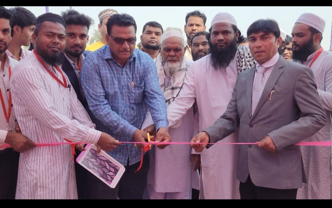 कॅन्टीनडे साजरा करून विद्यार्थ्यांनी घेतले व्यवहाराचे धडे