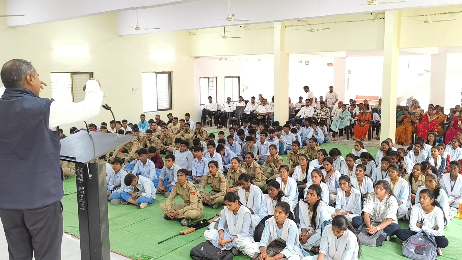 जीवनात यशस्वी होण्यासाठी अपमानाची शिदोरीच प्रेरणादायी ठरते: प्राचार्य डॉ.गजानन जाधव