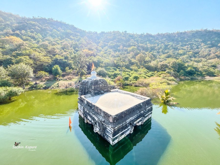 बापरे! कमळजा मातेच्या मुखवट्यापर्यंत पोहोचले पाणी