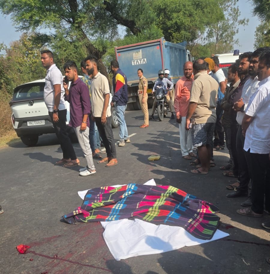ट्रकने चिरडले! परीक्षेला जाणाऱ्या विद्यार्थ्याचा दुर्दैवी मृत्यू