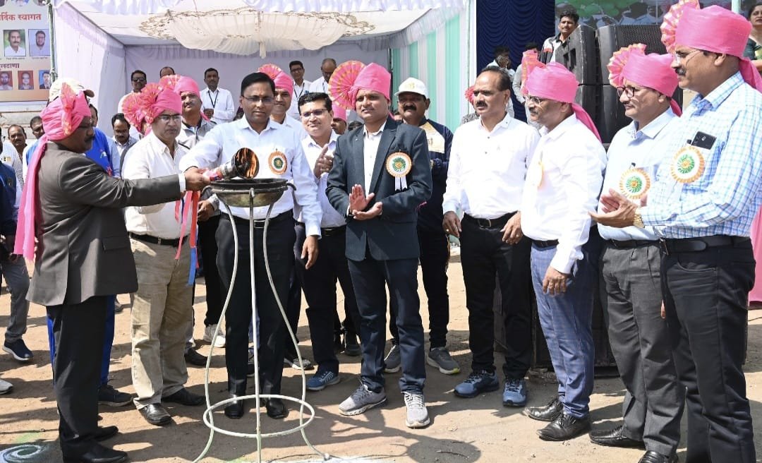 जिल्हा परिषद विभागीय क्रीडा स्पर्धांचा शानदार शुभारंभ