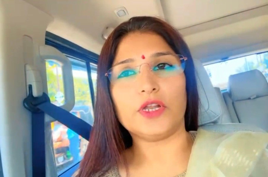 ‘हिंदुत्व आणि ओबीसी कार्ड फक्त राजकारणापुरतेच का?’