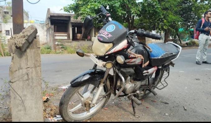 मूर्तिजापूर : भरधाव दुचाकीचा अपघात; एक ठार, एक गंभीर